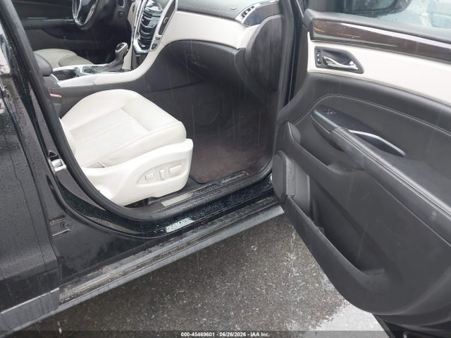 45469601 :رقم المزاد ، 3GYFNBE31FS568666 vin ، 2015 Cadillac Srx Luxury Collection مزاد بيع