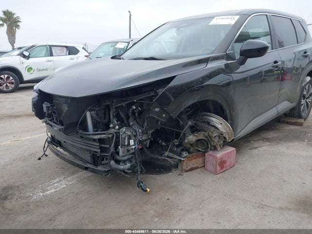 JN8BT3BAXPW425177 Nissan Rogue Sv Fwd