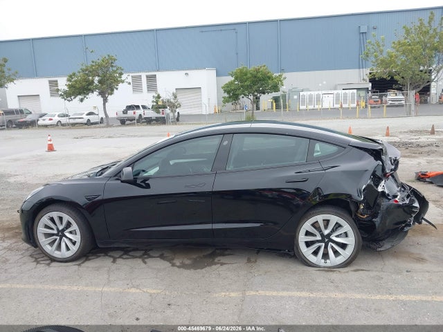 45469679 :رقم المزاد ، 5YJ3E1EB8MF075955 vin ، 2021 Tesla Model 3 Long Range Dual Motor All-wheel Drive مزاد بيع