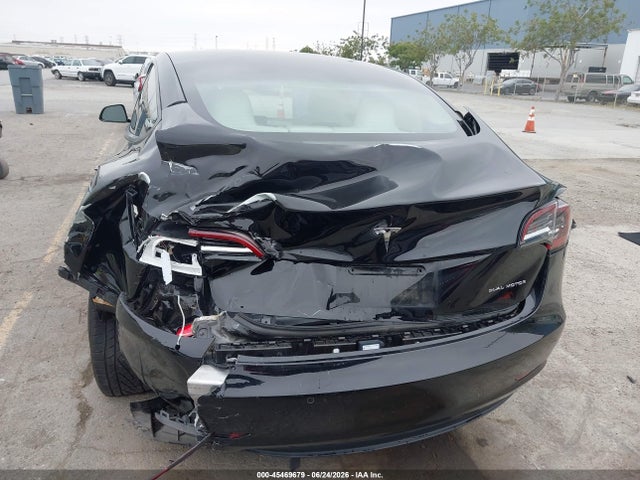 45469679 :رقم المزاد ، 5YJ3E1EB8MF075955 vin ، 2021 Tesla Model 3 Long Range Dual Motor All-wheel Drive مزاد بيع