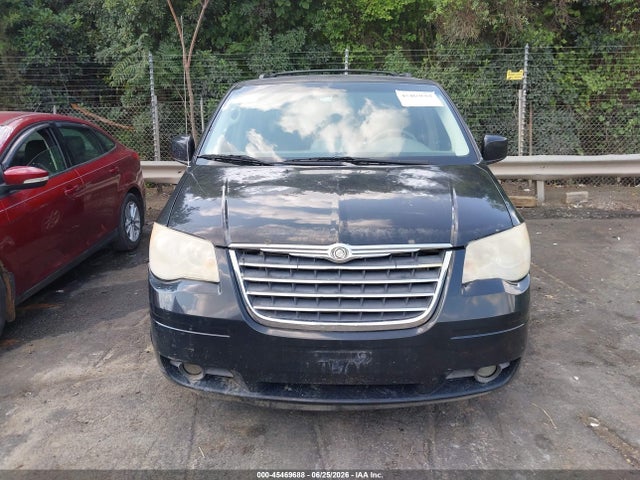 45469688 :رقم المزاد ، 2A8HR54PX8R103627 vin ، 2008 Chrysler Town & Country Touring مزاد بيع