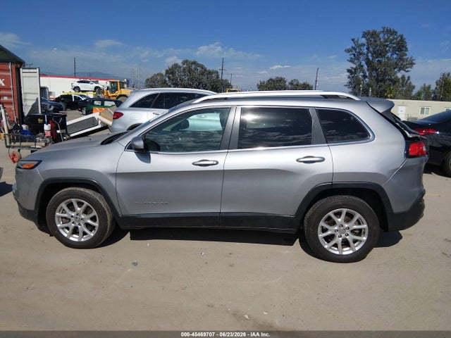 1C4PJLCBXEW127045 Jeep Cherokee Latitude
