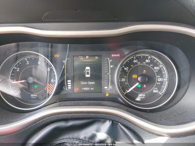 1C4PJLCBXEW127045 Jeep Cherokee Latitude