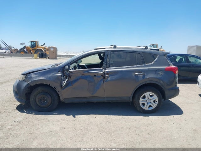 Toyota RAV4 LE 2015 JTMZFREV0FJ036062 Image 14