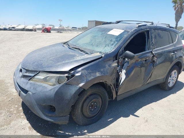 Toyota RAV4 LE 2015 JTMZFREV0FJ036062 Image 6
