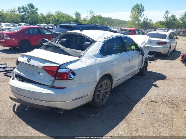 45469730 :رقم المزاد ، 1VWCM7A38GC030856 vin ، 2016 Volkswagen Passat V6 Sel Premium مزاد بيع