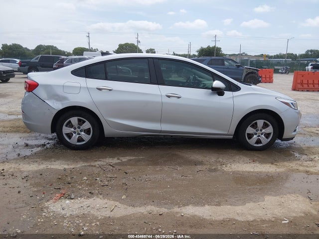 1G1BC5SM6H7146122 Chevrolet Cruze Ls Auto