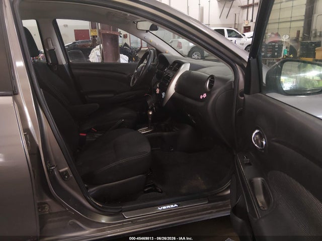 3N1CN7AP4FL831261 Nissan Versa 1.6 Sv