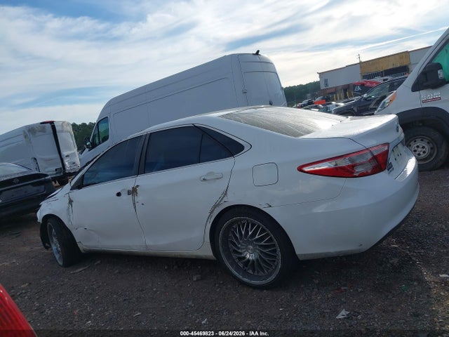 Продаж на аукціоні авто 2015 Toyota Camry Le, vin: 4T1BF1FK1FU116035, номер лоту: 45469823
