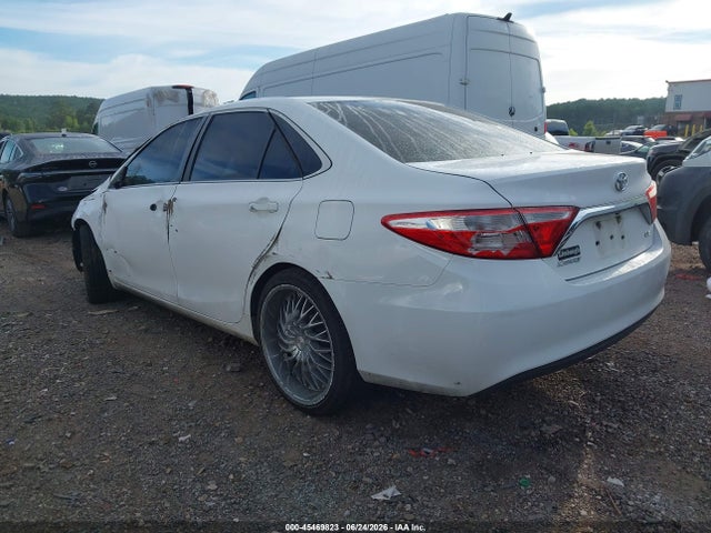 Продаж на аукціоні авто 2015 Toyota Camry Le, vin: 4T1BF1FK1FU116035, номер лоту: 45469823