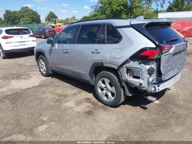 Toyota Rav4 Xle 2021 2T3P1RFV0MW182707 Image 3