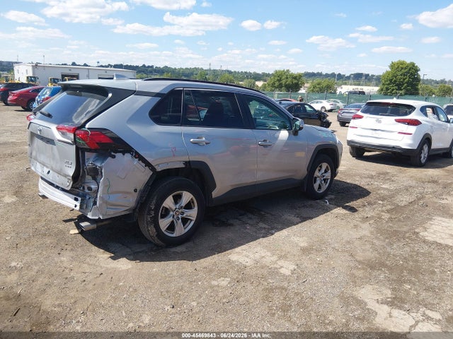 Toyota Rav4 Xle 2021 2T3P1RFV0MW182707 Image 4