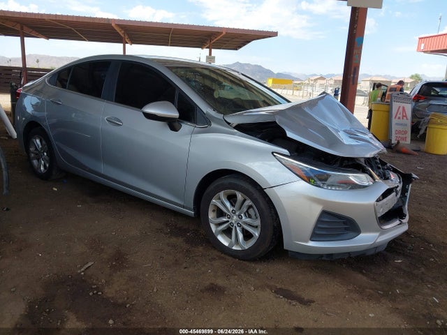 2019 1G1BE5SM4K7115632 main image