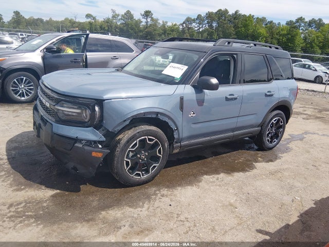 Ford Bronco Sport Outer Banks 2025 3FMCR9CN8SRF41570 Image 2