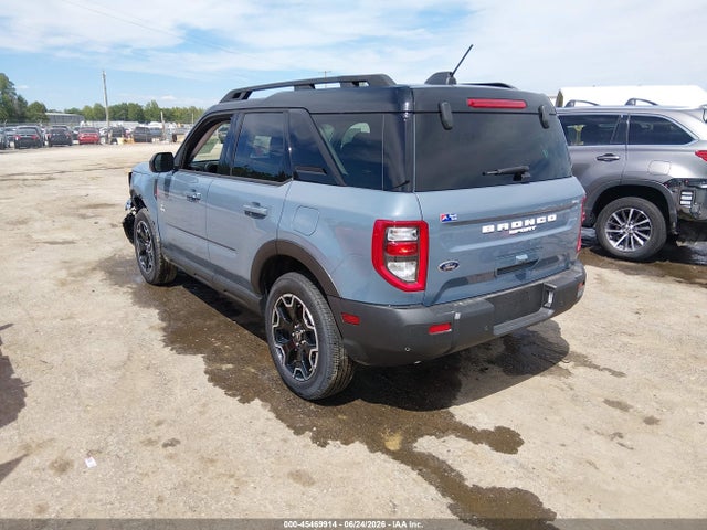 Ford Bronco Sport Outer Banks 2025 3FMCR9CN8SRF41570 Image 3