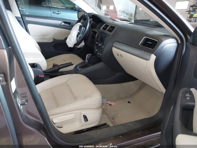 Продаж на аукціоні авто 2013 Volkswagen Jetta 2.0l Tdi, vin: 3VWLL7AJ8DM370357, номер лоту: 45469950