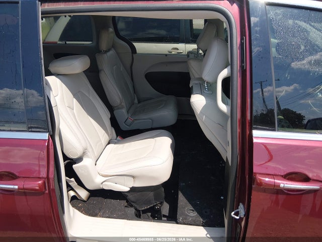 Продажа на аукционе авто 2017 Chrysler Pacifica Touring-l Plus, vin: 2C4RC1EG1HR593525, номер лота: 45469985
