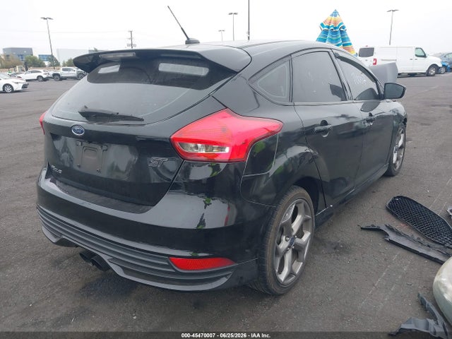 Ford FOCUS ST 2016 1FADP3L93GL276082 Image 4