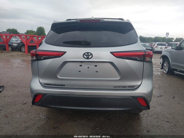 Toyota Highlander Limited 2022 5TDDZRBH3NS214838 Image 17