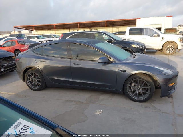 Tesla Model 3 Standard Range Plus Rear-wheel Drive 2021 5YJ3E1EAXMF911367 Image 12