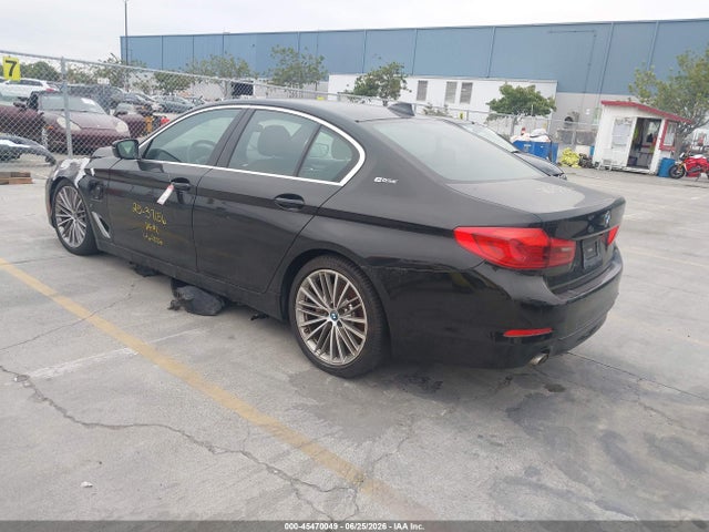 BMW 530e Iperformance 2019 WBAJA9C5XKB393314 Image 3