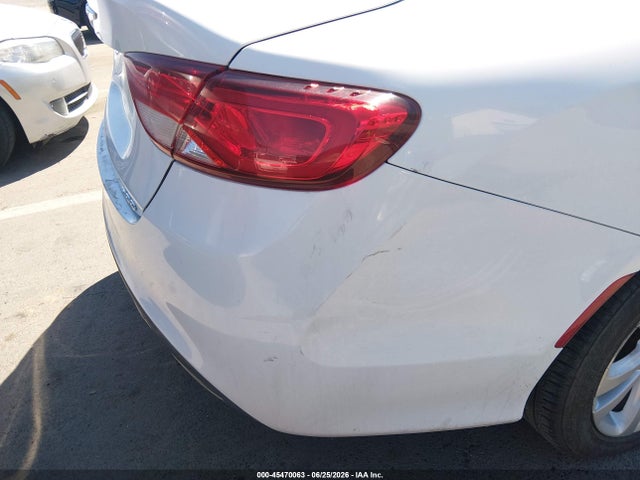 Chrysler 200 Limited 2016 1C3CCCAB8GN160585 Image 14