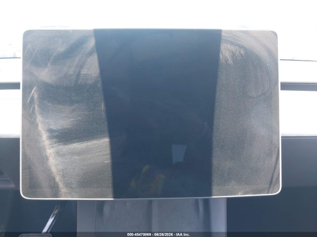 Продаж на аукціоні авто 2023 Tesla Model Y Awd/long Range Dual Motor All-wheel Drive, vin: 7SAYGDEE0PF663903, номер лоту: 45470069