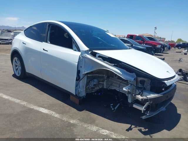 Продаж на аукціоні авто 2023 Tesla Model Y Awd/long Range Dual Motor All-wheel Drive, vin: 7SAYGDEE0PF663903, номер лоту: 45470069