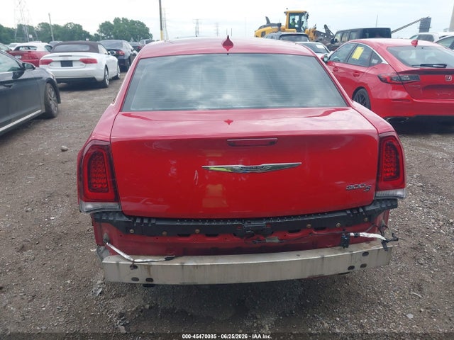2015 Chrysler 300 300s მანქანა იყიდება აუქციონზე, vin: 2C3CCABGXFH903964, აუქციონის ნომერი: 45470085