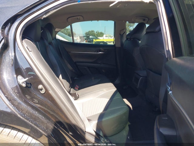 4T1T11AKXNU046933 Toyota CAMRY SE