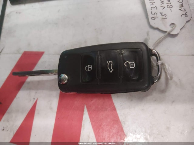 1VWBV7A34FC103020 Volkswagen Passat 2.0l Tdi Se