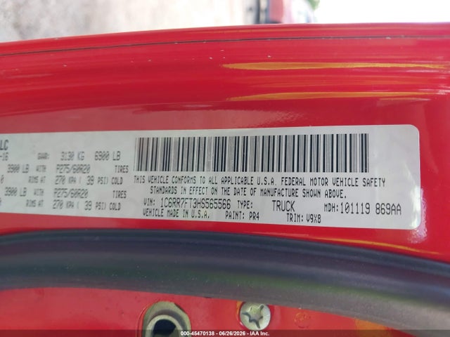 1C6RR7FT3HS565566 RAM 1500 Express 4x4 6&#039;4 Box