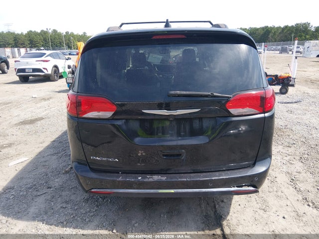 Chrysler Pacifica Touring-l 2017 2C4RC1BG1HR503634 Image 17