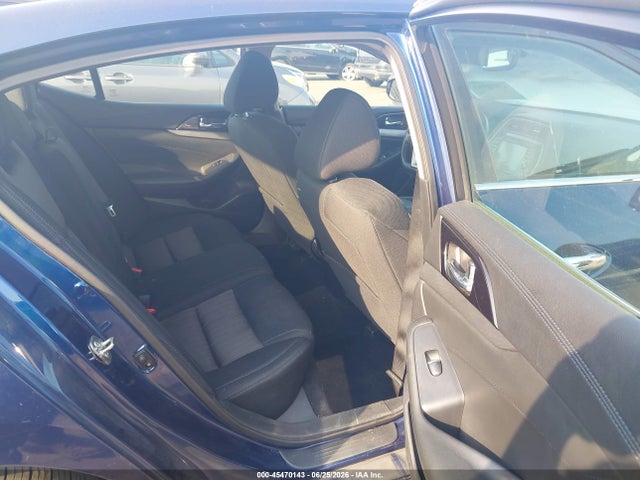 Продажа на аукционе авто 2018 Nissan Maxima 3.5 S, vin: 1N4AA6AP1JC409551, номер лота: 45470143