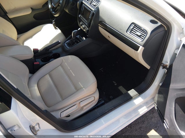3VWL17AJ1HM378103 Volkswagen Jetta 1.8t Sel/1.8t Sel Premium