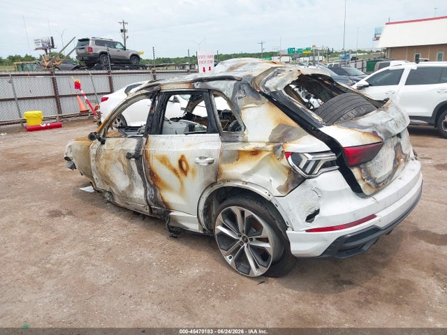 45470183 :رقم المزاد ، WA1EECF32M1133590 vin ، 2021 Audi Q3 Premium Plus 45 Tfsi S Line Quattro Tiptronic مزاد بيع
