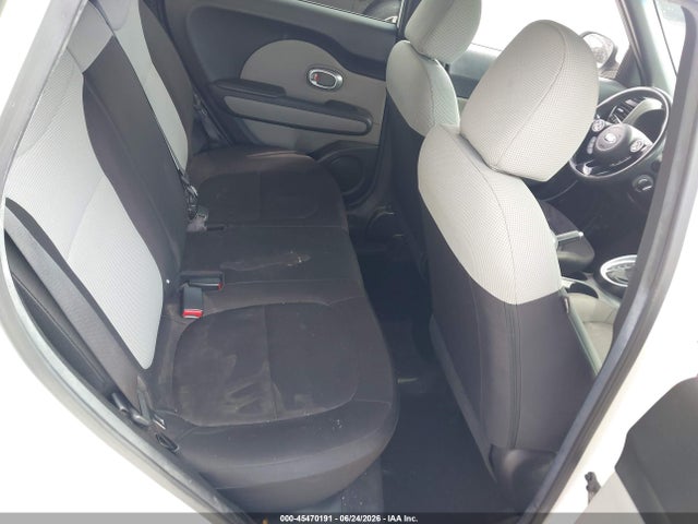 45470191 :رقم المزاد ، KNDJN2A22F7186061 vin ، 2015 Kia Soul مزاد بيع