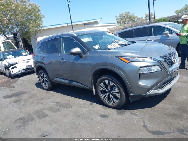 JN8BT3BA6NW043788 Nissan Rogue Sv Fwd