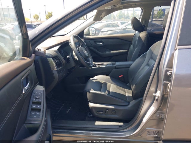 JN8BT3BA6NW043788 Nissan Rogue Sv Fwd