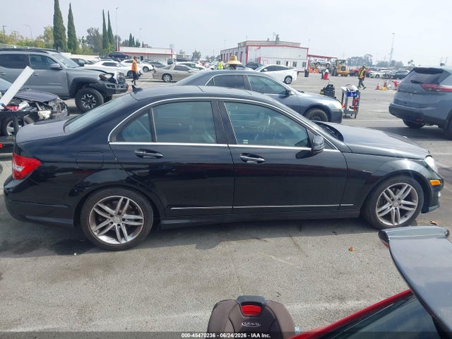 WDDGF4HB6EA957928 Mercedes-Benz C 250 Sport