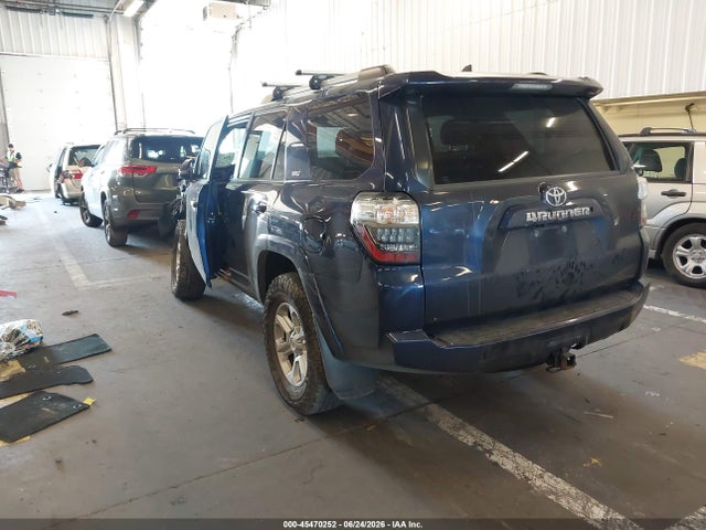 Toyota 4runner Sr5 Premium 2019 JTEBU5JR8K5688984 Image 3