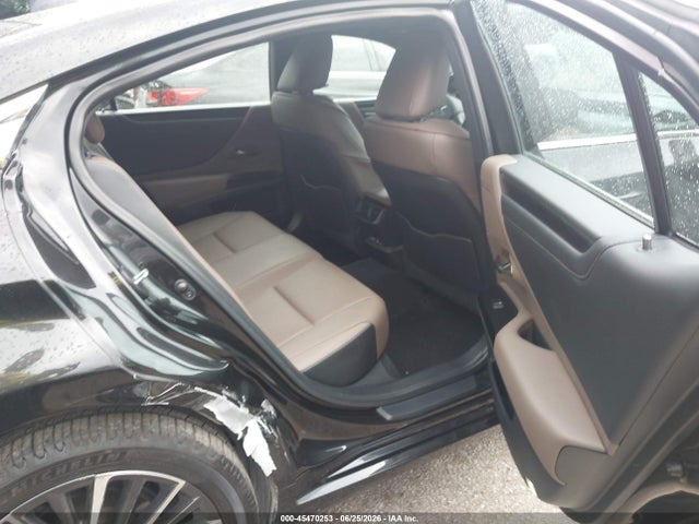 45470253 :رقم المزاد ، 58AD11D17NU009189 vin ، 2022 Lexus Es 250 مزاد بيع