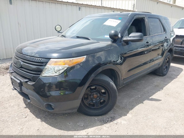 Ford Utility Police Interceptor 2014 1FM5K8AR1EGC08233 Image 2