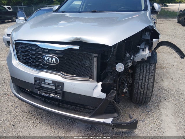 45470270 :رقم المزاد ، 5XYPG4A30KG562259 vin ، 2019 Kia Sorento 2.4l L مزاد بيع