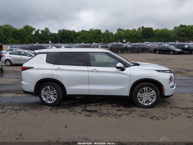 45470288 :رقم المزاد ، JA4J4UA82RZ063298 vin ، 2024 Mitsubishi Outlander Es 2.5 S-awc مزاد بيع