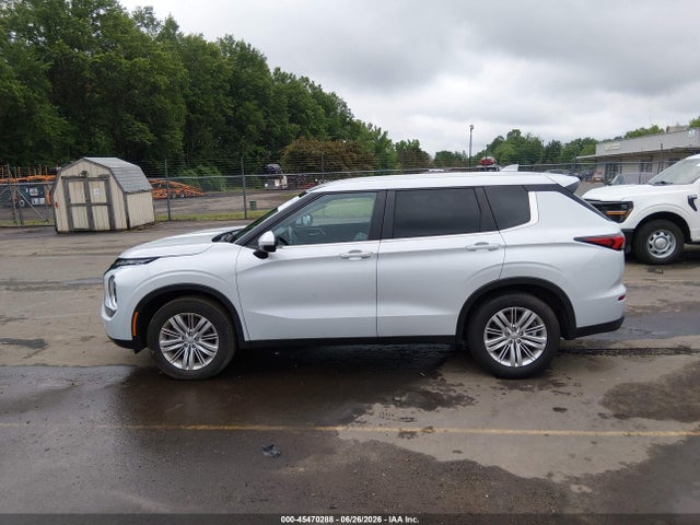 45470288 :رقم المزاد ، JA4J4UA82RZ063298 vin ، 2024 Mitsubishi Outlander Es 2.5 S-awc مزاد بيع