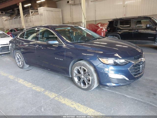 1G1ZD5ST5NF135696 auction archive image