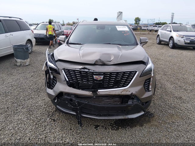 1GYFZCR41LF084171 Cadillac Xt4 Fwd Premium Luxury