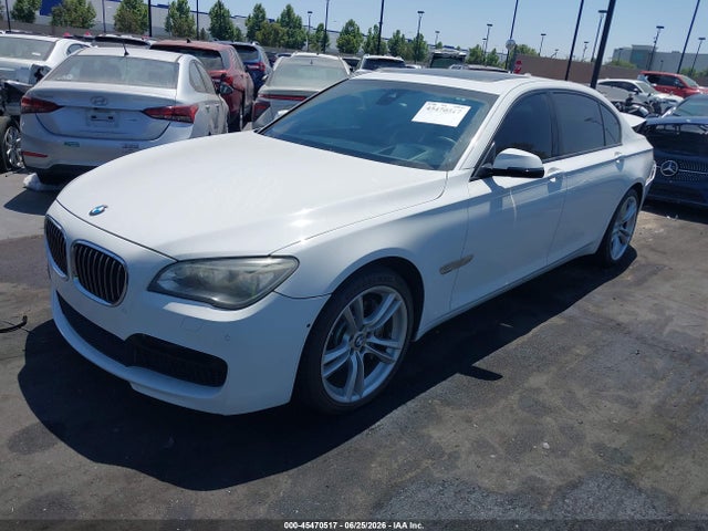 BMW ALPINA B7 2014 WBAYE8C55ED135403 Image 2
