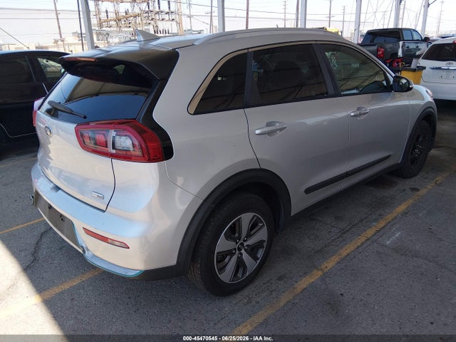 KIA Niro Plug-in Hybrid Ex 2018 KNDCD3LD8J5139167 Image 4